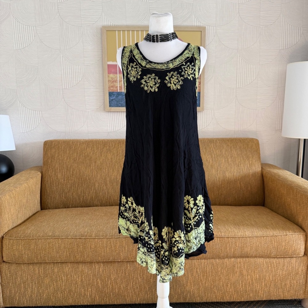 SR Fashion Black Lime Green Floral Embroidered Batik Handkerchief Hem Tunic
